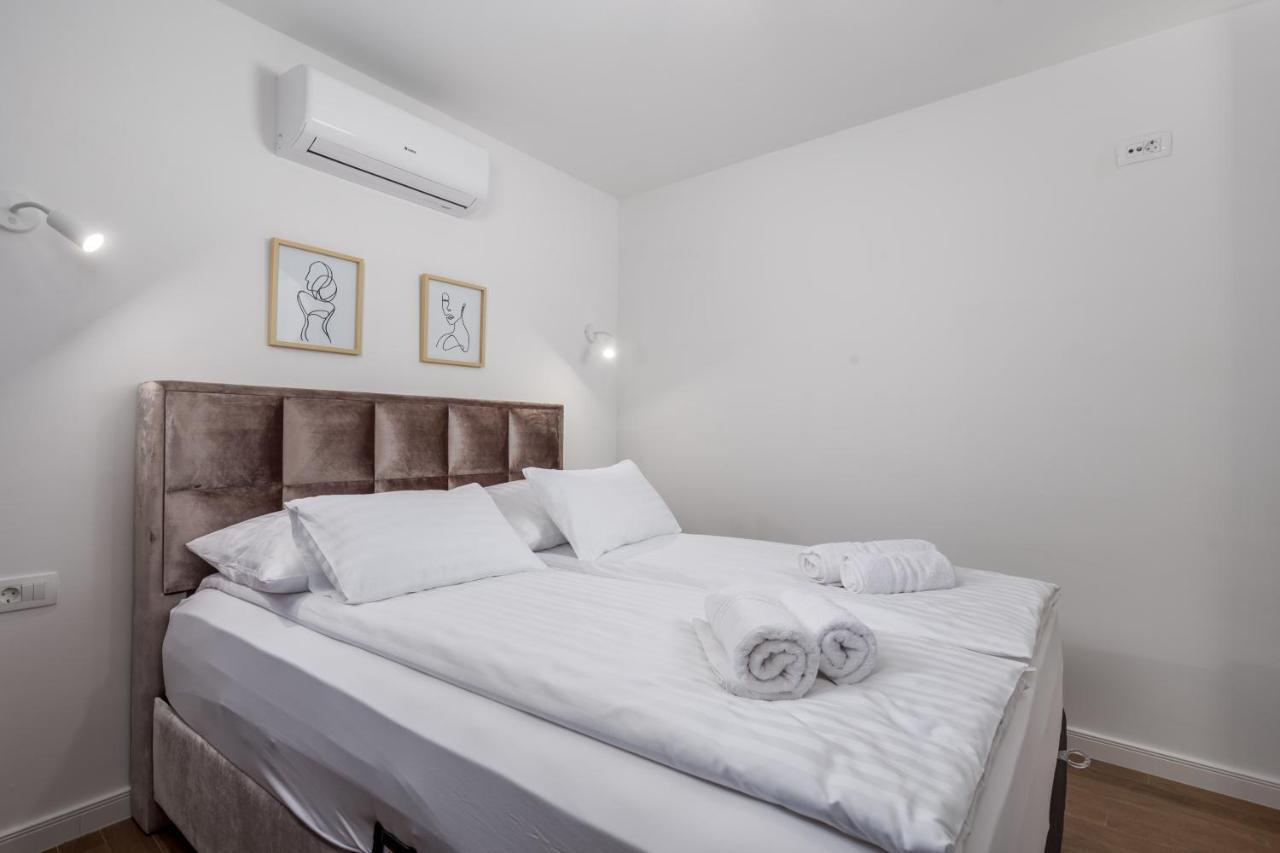 Apartmani Dogas 크리크베니카 외부 사진